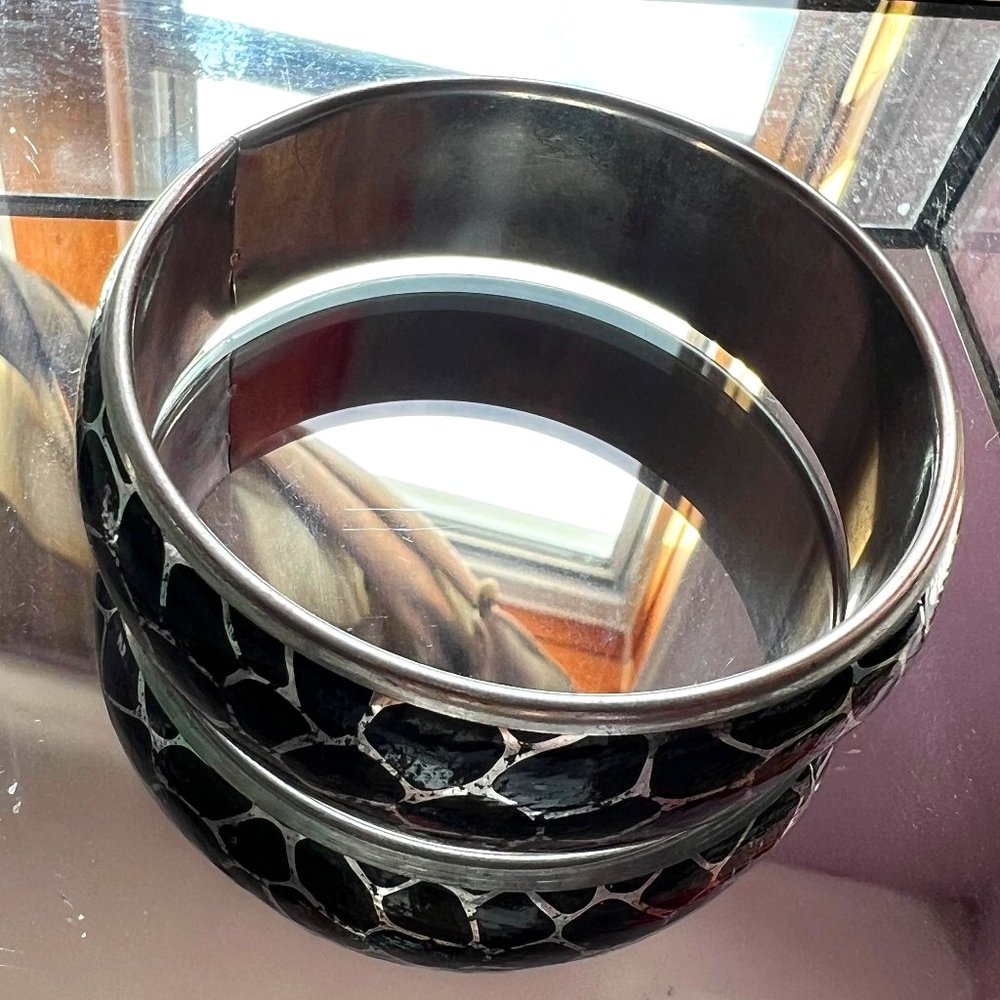 Black bangle with sliver cracks
